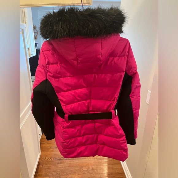 Michael Kors belted winter coat with hood - Picture 3 of 11